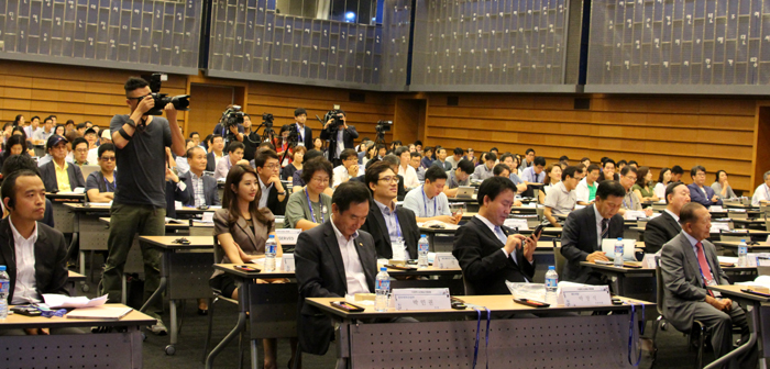 ‘제4회 KOFIC 글로벌 포럼’에선 영화, 영상산업의 현황과 미래에 대해 한국, 중국, 일본 전문가들의 다양한 의견들이 제시됐다. 