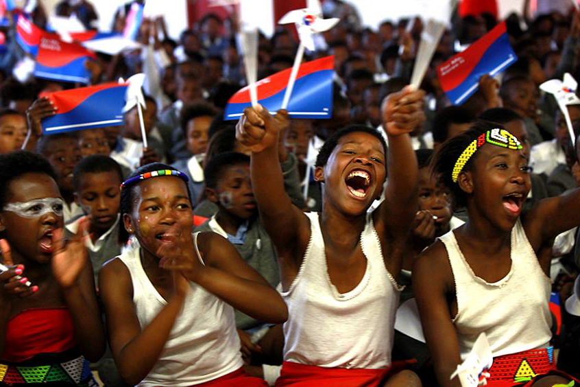 11월 27, 28일 남아프리카공화국 케이프타운에서 열린 한국 문화 축제에서는 한국 전통공연과 함께 K-Pop, 비보이, 태권도 시범 및 영화상영행사 등 다양한 한국문화를 선보여 호응을 받았다.