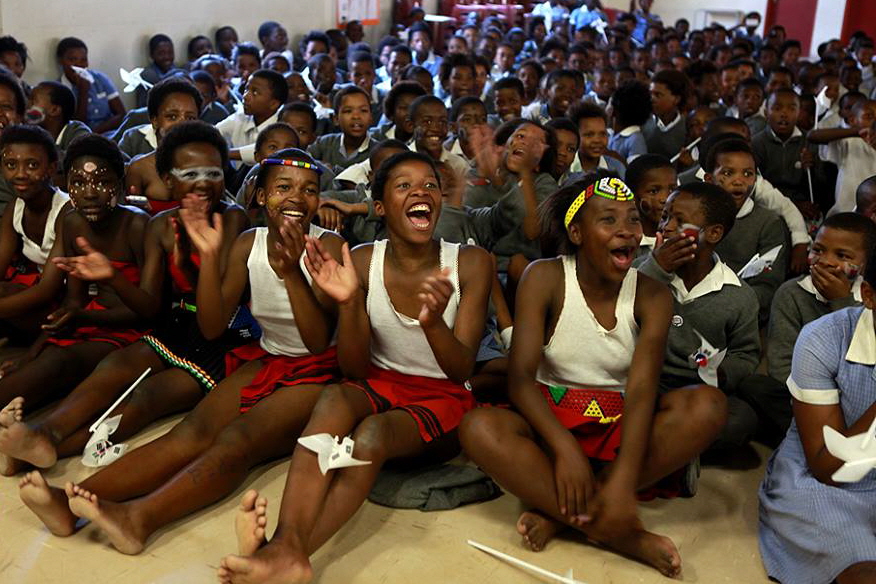 11월 27, 28일 남아프리카공화국 케이프타운에서 열린 한국 문화 축제에서는 한국 전통공연과 함께 K-Pop, 비보이, 태권도 시범 및 영화상영행사 등 다양한 한국문화를 선보여 호응을 받았다.