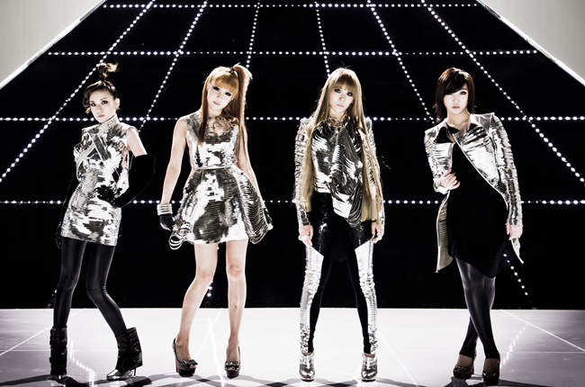 2NE1의 ‘내가제일잘나가’ 곡이 빌보드 월드디지털송 차트의 1위를 차지했다.