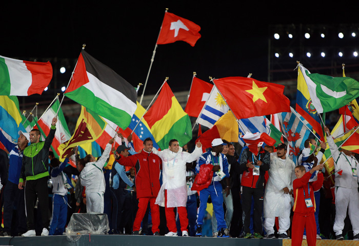 11일 ‘2015 경북문경 세계군인체육대회’ 폐막식에서 펼쳐진 다양한 공연들은 참가선수들을 하나로 만들었다.2