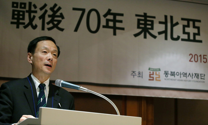 상하이사회과학원 국제관계연구소의 리우밍 소장이 한중 학술대회에서 발언하고 있다.