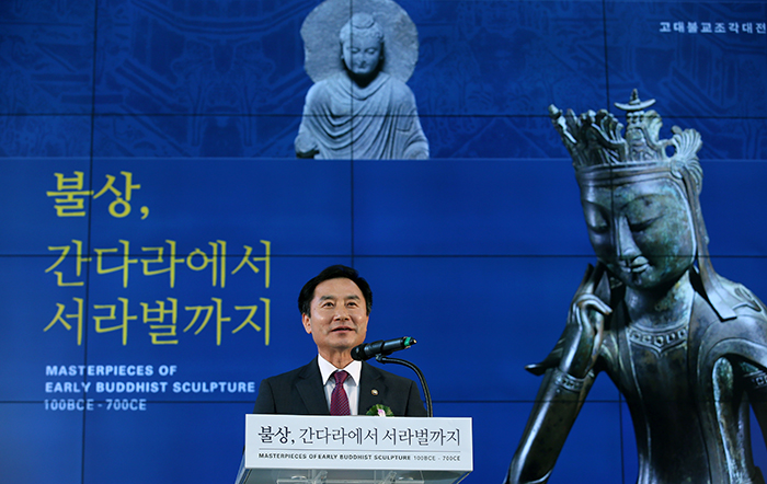 박민권 문화체육관광부 제1차관이 24일 국립중앙박물관 특별기획전 개막식에서 축사하고 있다.