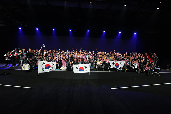 한국은 2016 보르도 제9회 국제장애인기능올림픽대회에서 7번째 종합우승을 차지했다.