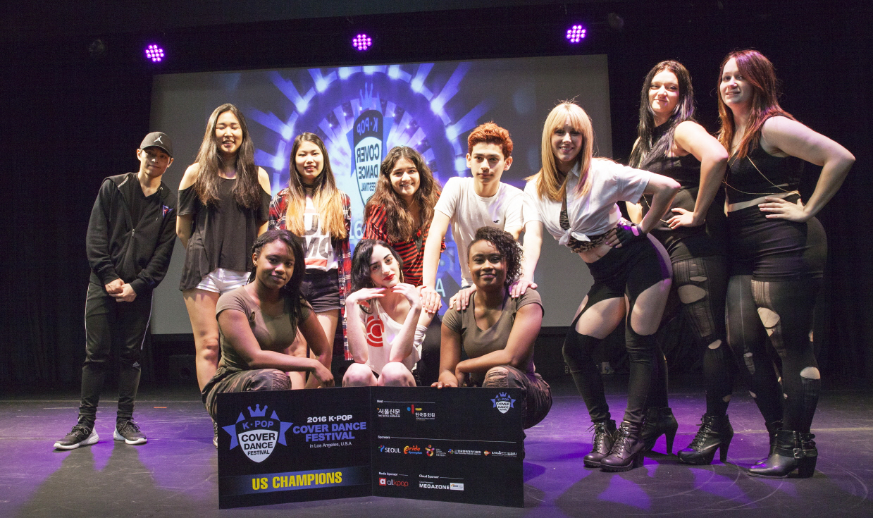‘2016 K-POP 커버댄스 페스티벌(2016 K-POP Cover Dance Festival)’의 미국 현지 본선 진출을 신청한 70팀 중 9팀이 본선에 올라 실력을 겨뤘다.