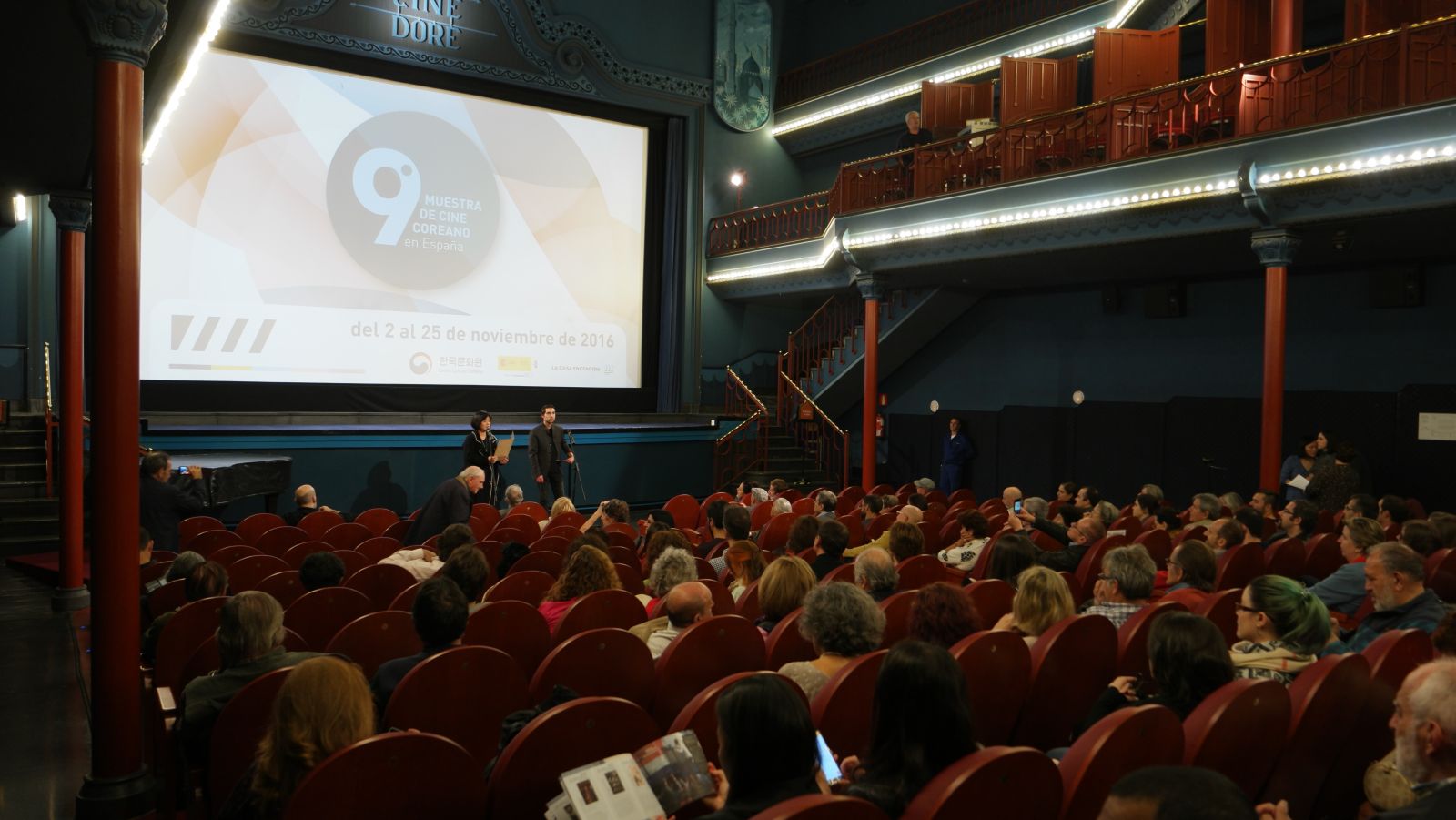 스페인 영상자료원 소속 씨네도레 극장, 주스페인 한국문화원, 라까사엔센디다 문화센터 등 3곳에서 '제9회 스페인 한국영화전'이 열려 이준익 감독의 '동주'를 비롯한 한국 영화 14편을 스페인 관객들에게 소개했다.