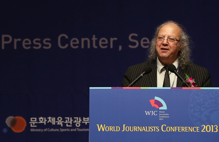 짐 보멜라 국제기자연맹 회장은 수준 높은 저널리즘이 수익성보다 중요하다며 신문사들에게 변화를 촉구했다. (사진: 전한)