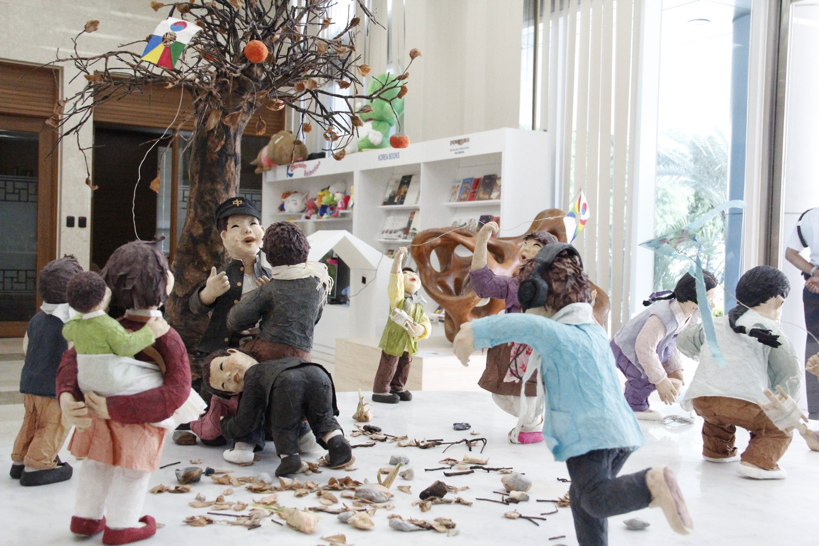 닥종이 인형 전시