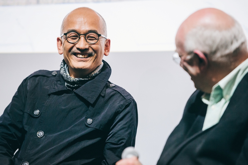 4월 18일 런던 시내 리젠트 스트릿 시네마에서 열린 런던한국영화제 '티저 상영회'에 이준익 감독 '사도'를 상영한 뒤 토니 레인즈가 사회를 맡아 이준익 감독과 관객과의 대화가 진행됐다.