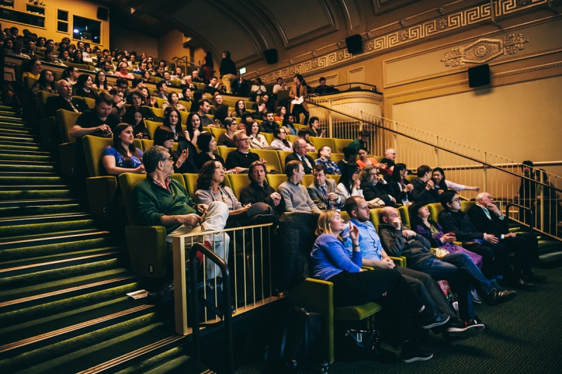 4월 18일 '사도'를 상영한 런던 시내 리젠트 스트릿 시네마는 200석 전석 매진을 기록했다.