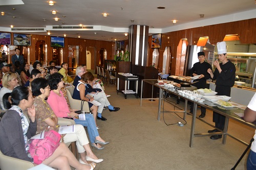 11월 21일에는 한식 워크숍이 열려 한식 만들기 시연 행사가 진행됐다.