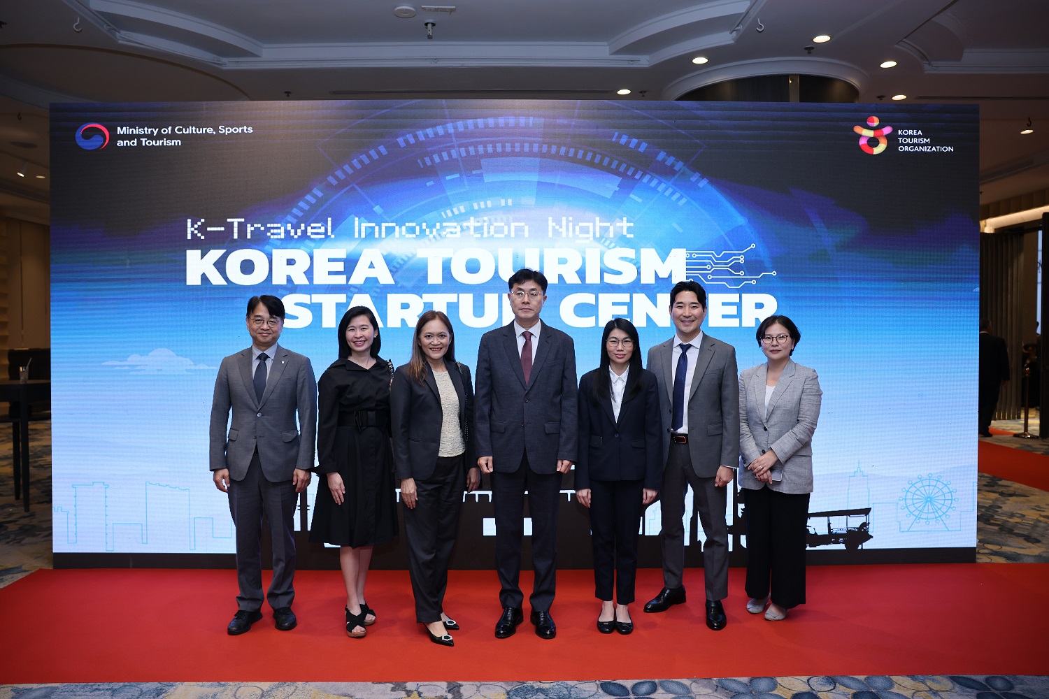 그림입니다.

원본 그림의 이름: 630A3195.JPG

원본 그림의 크기: 가로 6000pixel, 세로 4000pixel

사진 찍은 날짜: 2024년 12월 03일 오후 5:55