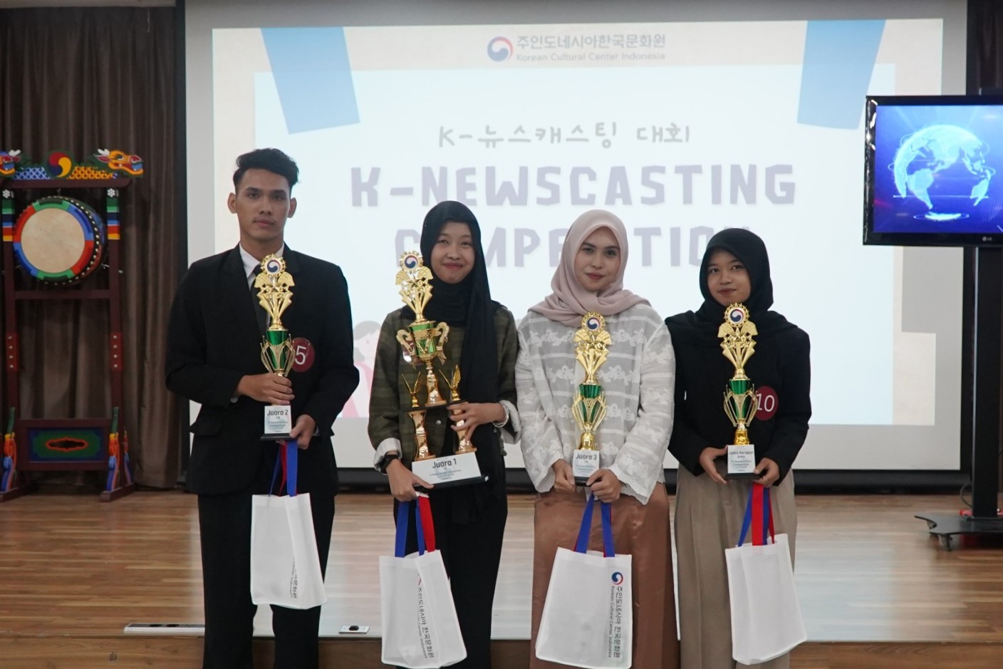 K-뉴스캐스팅 경연대회 우승자(4인)