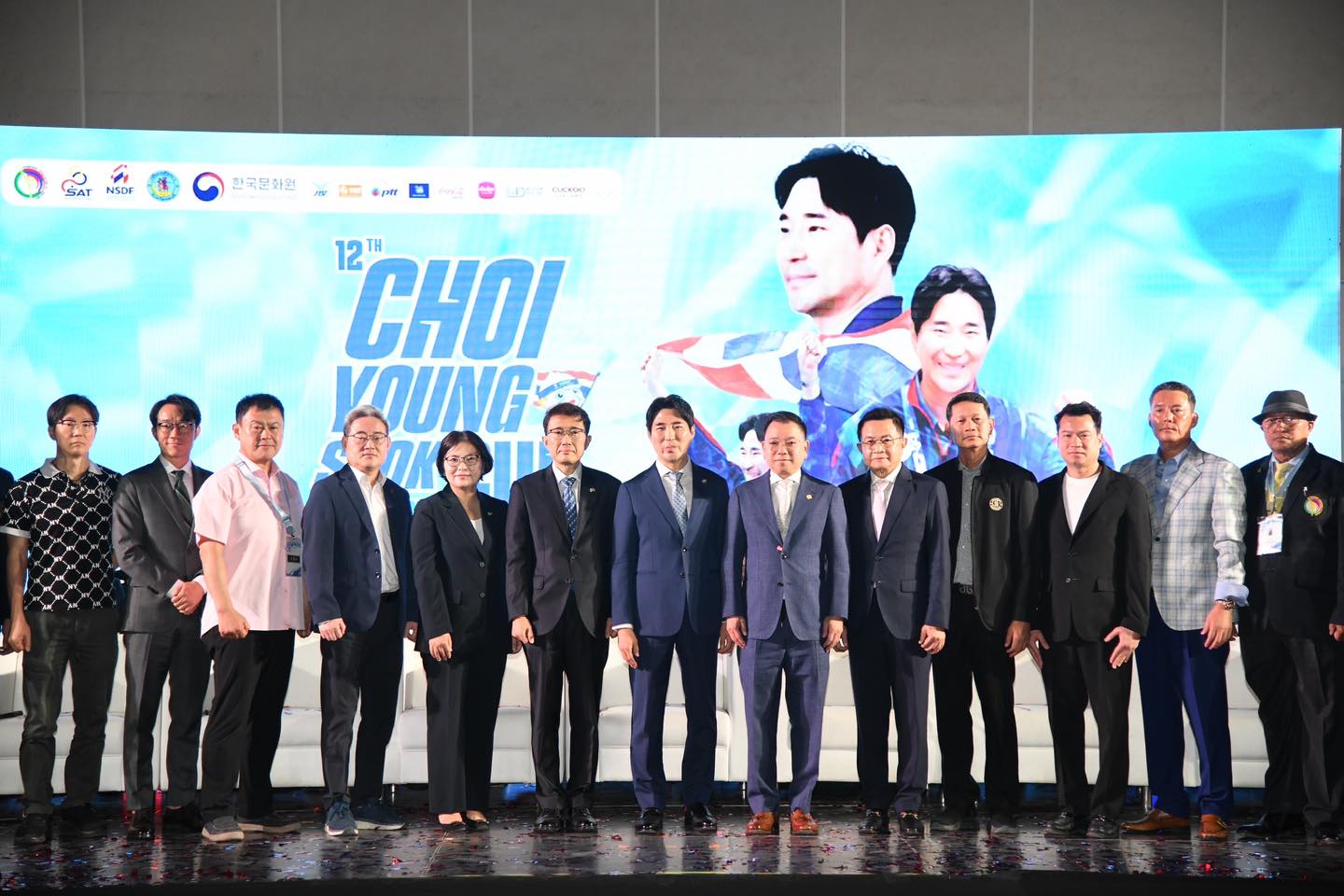 그림입니다.

원본 그림의 이름: 476440185_1079671144203739_1355192295672779683_n.jpg

원본 그림의 크기: 가로 1440pixel, 세로 960pixel