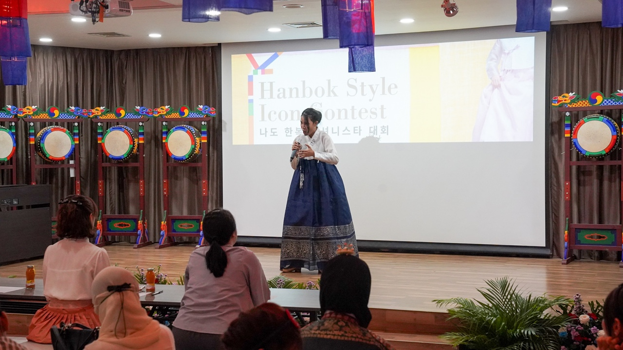 '나도 한복패셔니스타 대회' 결승 심사