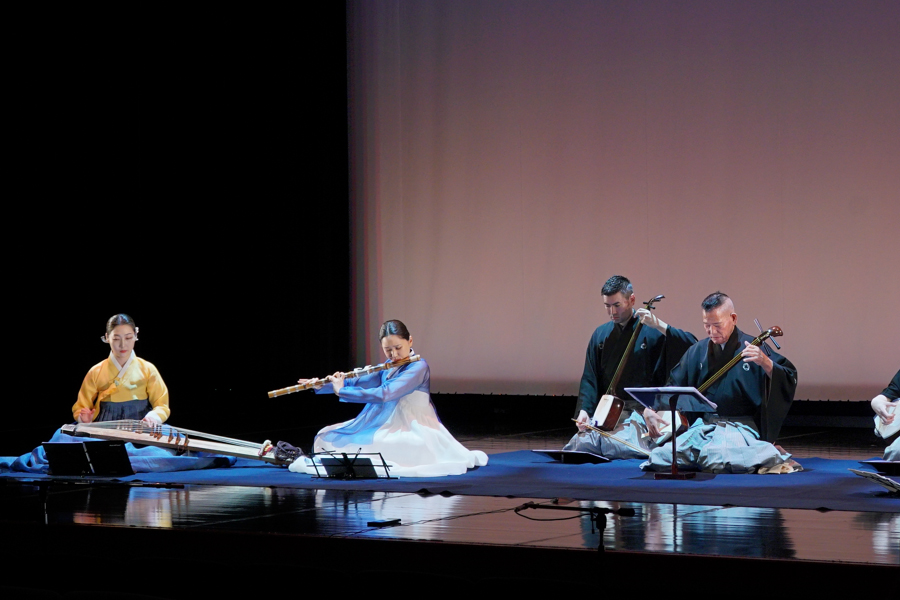 한일양국교류무대 사진