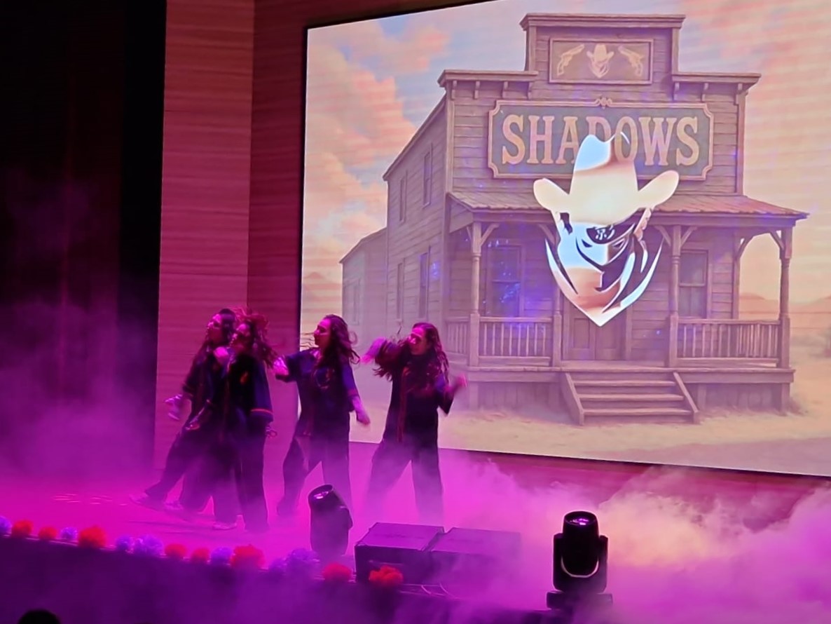 에너지 넘치는 공연무대(2)