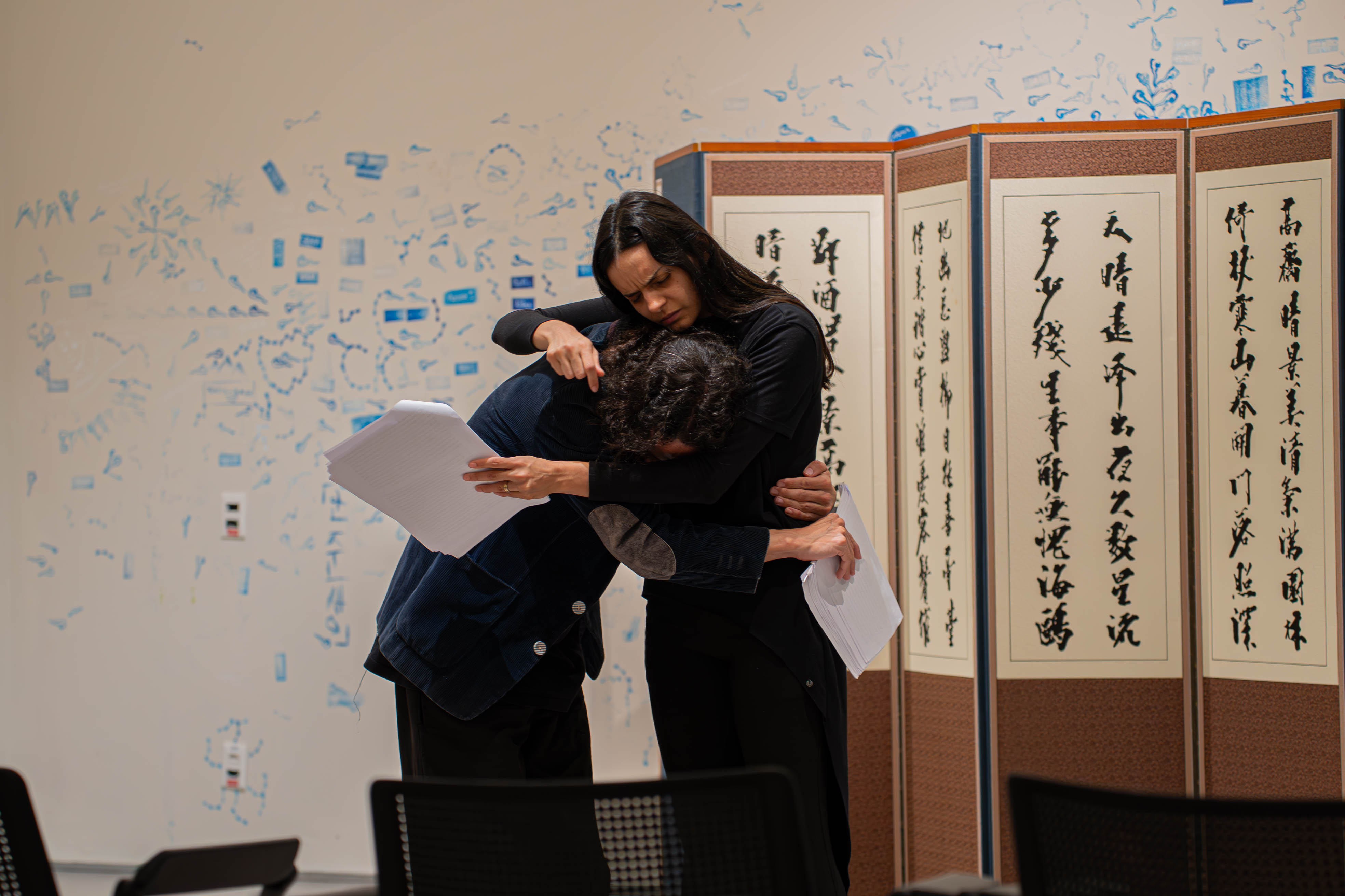 시 낭송 퍼포먼스 사진