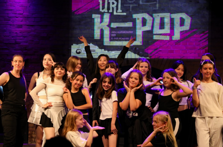 댄스 초급반 단체사진