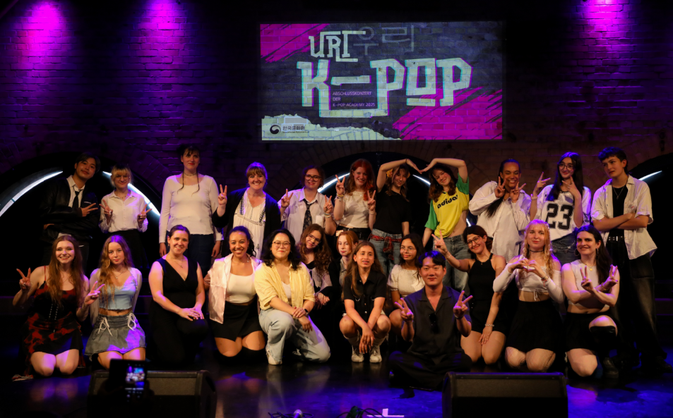 노래반 단체사진