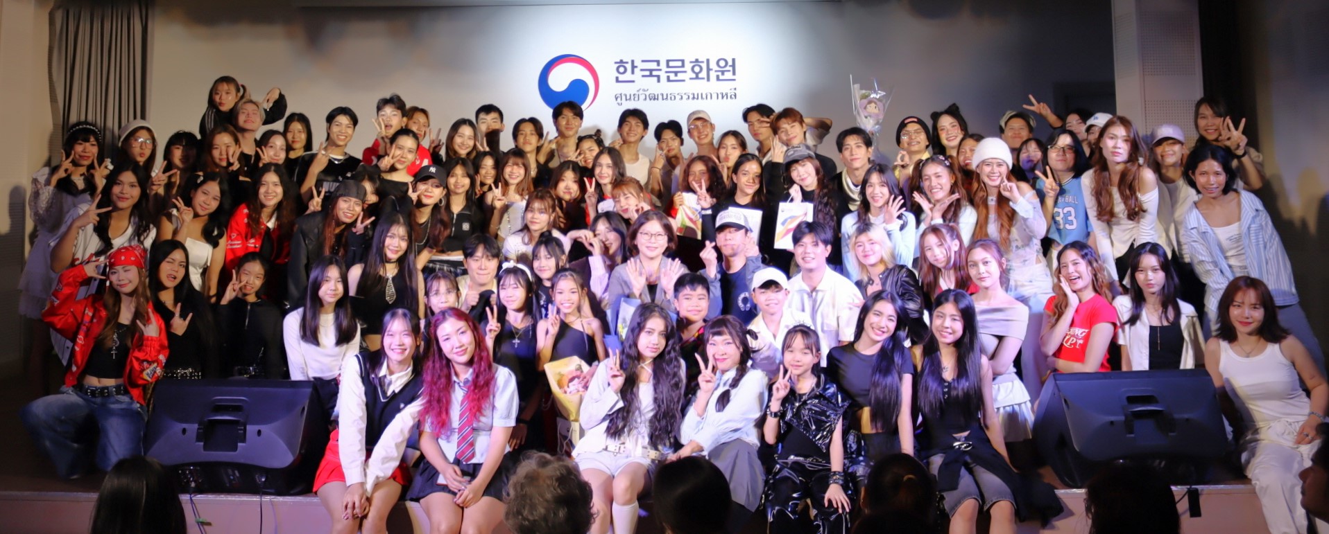 그림입니다.

원본 그림의 이름: KakaoTalk_20250829_094840496_20.jpg

원본 그림의 크기: 가로 1916pixel, 세로 771pixel