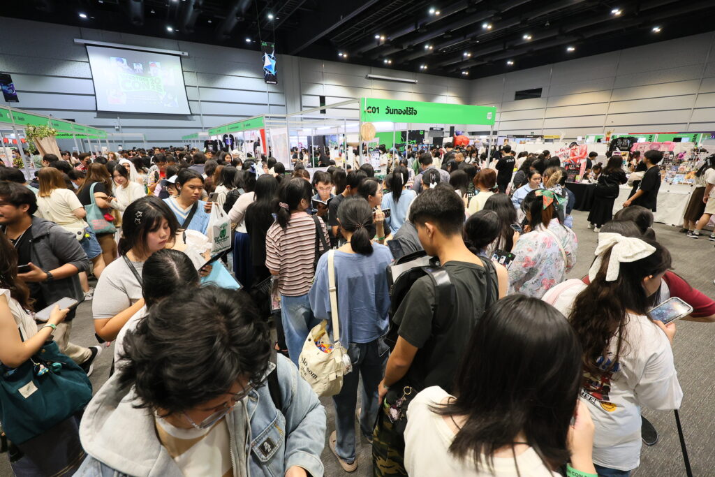 그림입니다.

원본 그림의 이름: LINE-WEBTOON_002-1024x683.jpg

원본 그림의 크기: 가로 1024pixel, 세로 683pixel