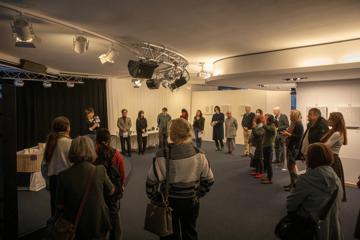 종강발표회 시작 후 한 자리에 모인 강좌 수강생들