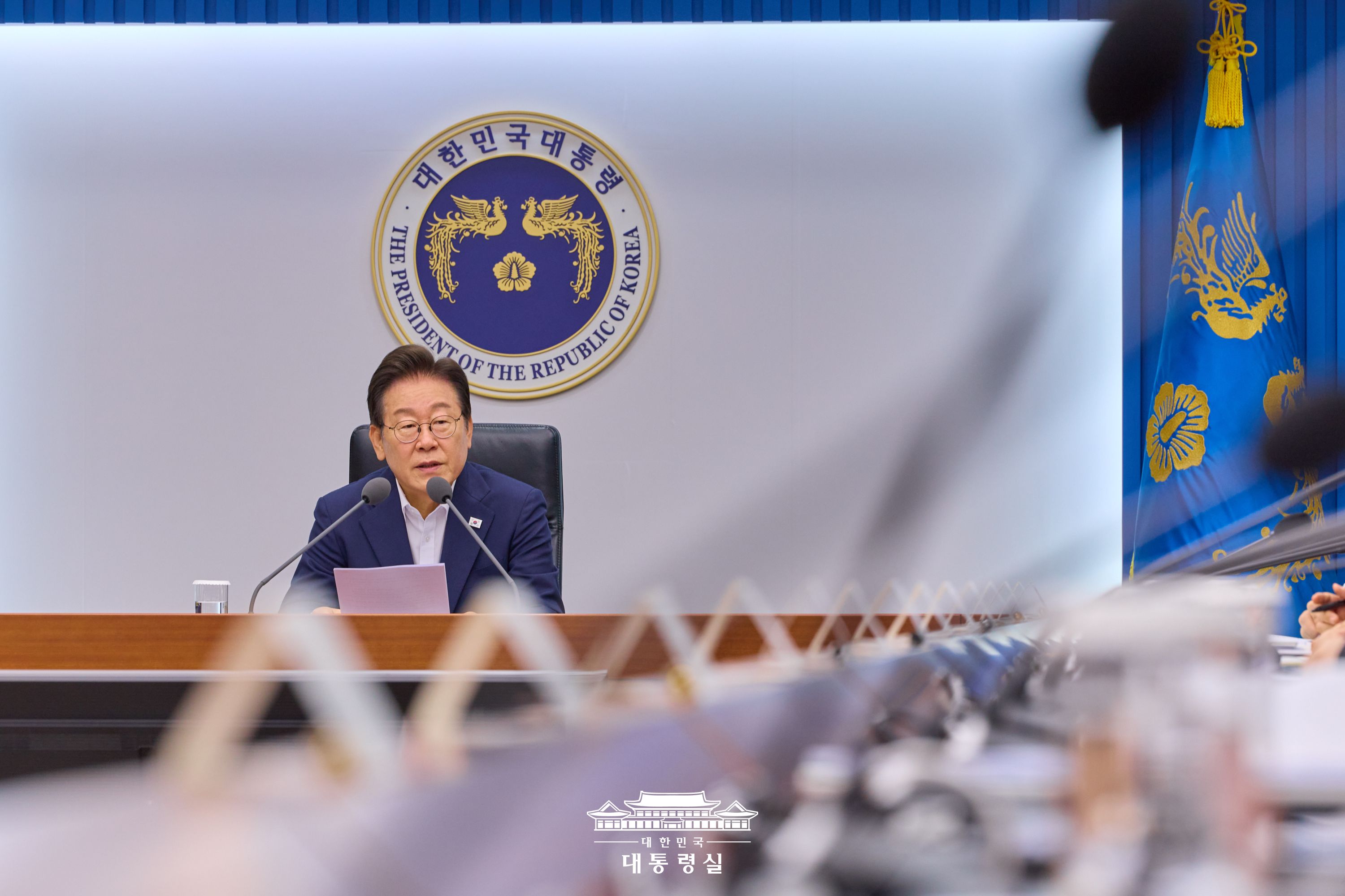 ▲ 이재명 대통령이 30일 서울 용산 대통령실에서 열린 제3차 비상경제점검 태스크포스(TF) 회의를 주재하고 있다. 대한민국 대통령실