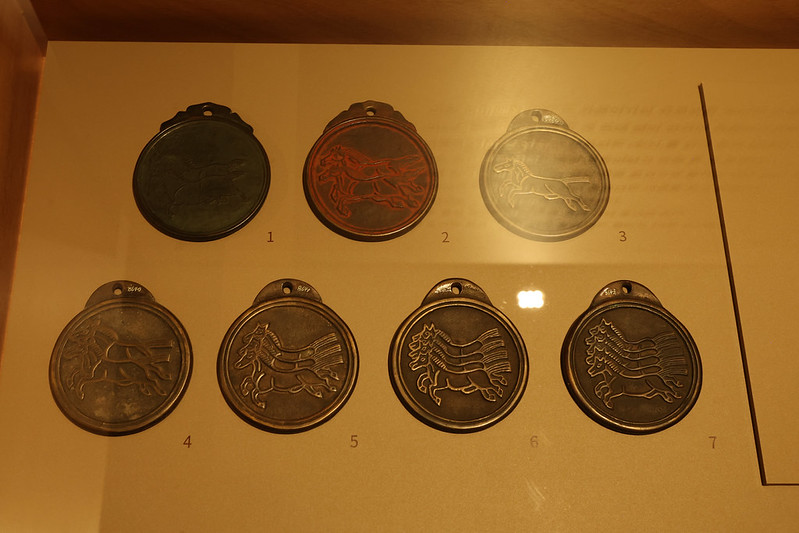 ▲ 서울 종로구 국립민속박물관에서 열리는 특별전시 '말들이 많네'에 전시되어 있는 마패. 박대진 기자 pacdaejin@korea.kr