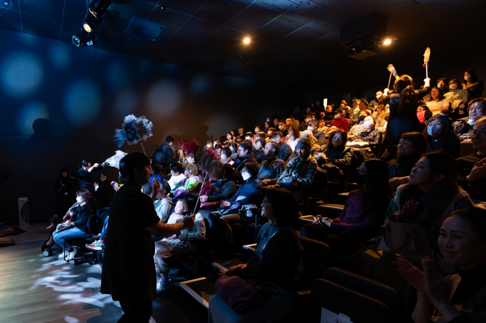 ▲ 객석과 함께 하는 공연 모습