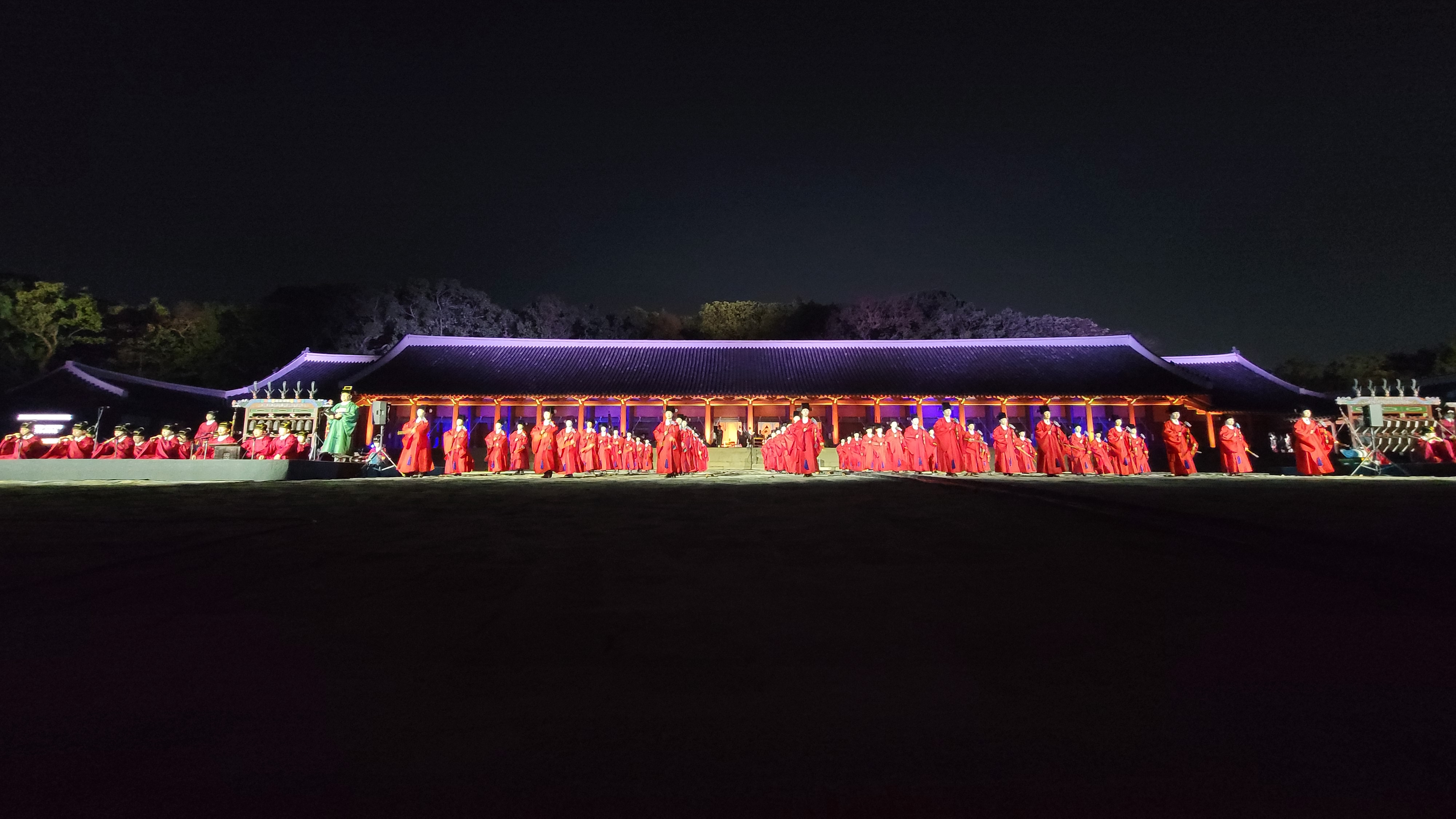 ▲ 지난해 4월 종묘에서 열린 종묘제례악 야간 공연.