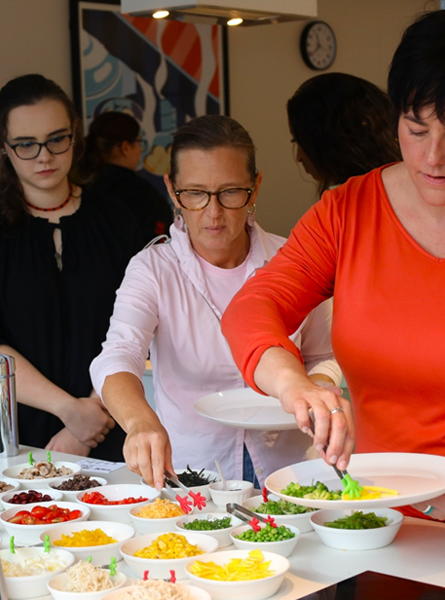 한국 라면에 더해진 남아공의 맛…주남아공한국문화원 K-누들 요리대회 개최