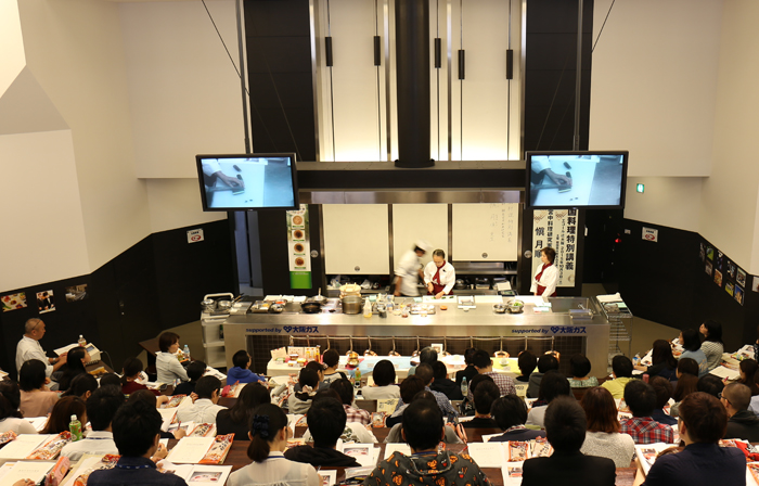 일본에서 맛보는 한국요리의 무한한 가능성