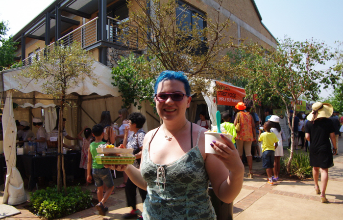 한국 문화의 다양함 속에 빠져들고 있어요