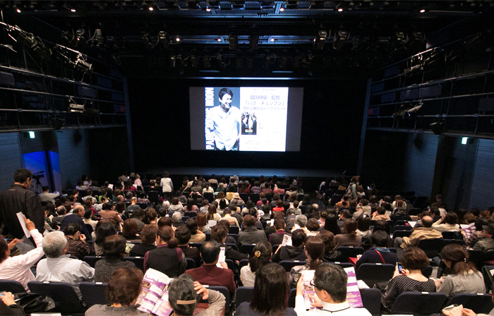  한국 배우들이 자리 빛낸 ‘오사카한국영화제’