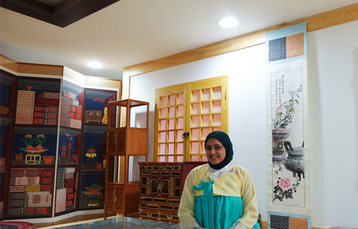 한국 문화 즐기는 이집트 학생들