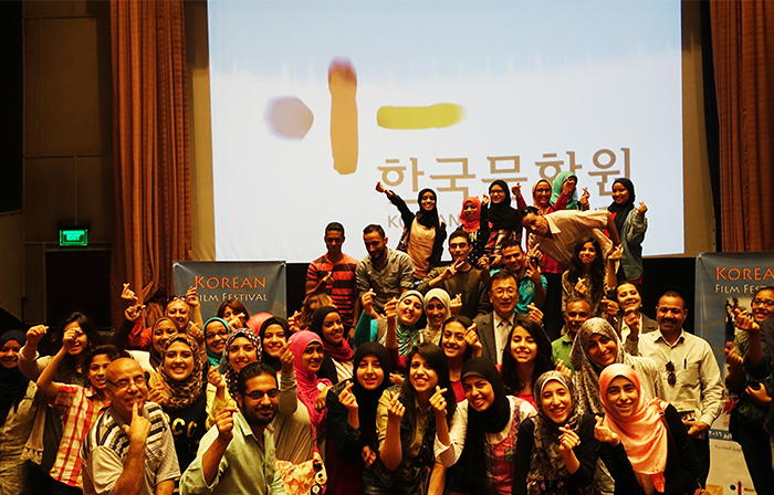 이집트의 한국 영화 팬들 모여라