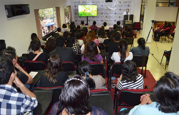 전통과 현대가 공존하는 한국, 카날 온세 한국방문취재기