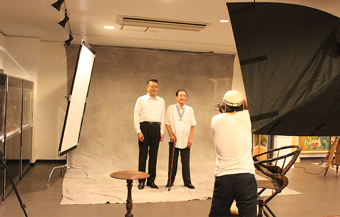 한국과의 인연의 고리 사진에 담다