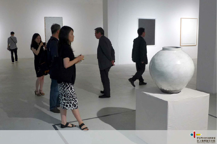 ‘비워냄으로써 채운다’, 상하이에 간 한국현대미술작품