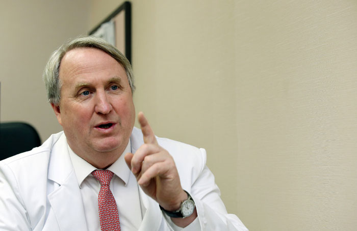 인요한 교수의 ‘4대에 걸친 한국사랑’