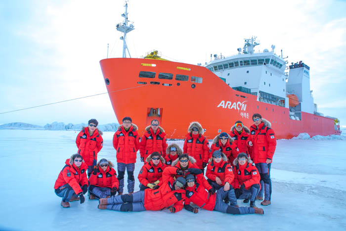 남극과학기지에서 처음 맞는 새해