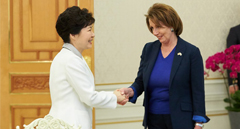 박 대통령, 미 의회의원 일행 접견