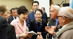 박 대통령, 한국전 참전용사에 거듭 감사