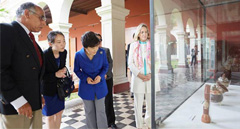 박 대통령, 역사탐방과 문화 대화