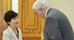 박 대통령 미CSIS 대표단 접견