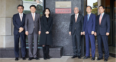 신라호텔, 한국에서 첫 5성 현판 달다