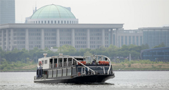 역사 공부와 뱃길유람을 함께