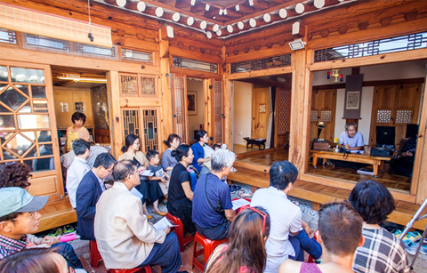 음악무대로 변신한 한옥마을, ‘북촌뮤직페스티벌’