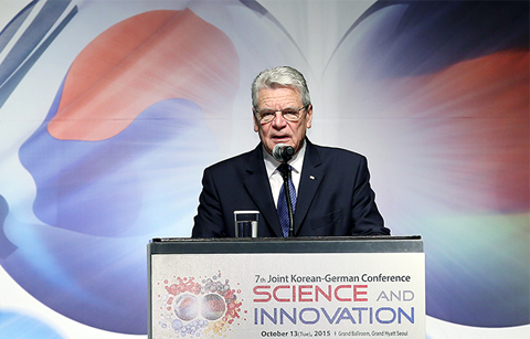 가우크 독일 대통령, '참여를 통한 혁신' 강조